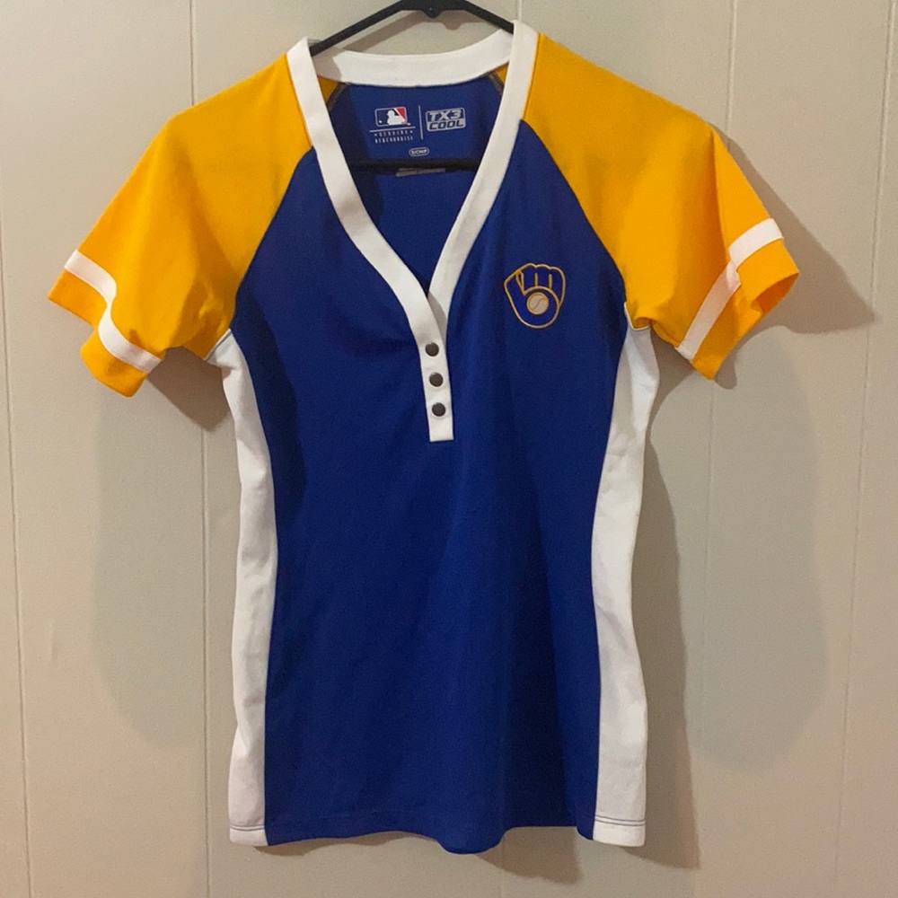 Milwaukee brewers women’s shirt